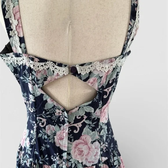 Vintage 1980s Scott McClintock Gunne Sax Floral Navy and Pink Dress - Picture 4 of 8